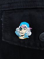 Металлический пин "BUBBLE #18: Инга Шелковиц"