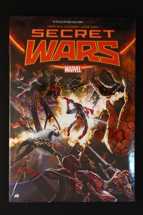 Secret Wars HC By Jonathan Hickman #1