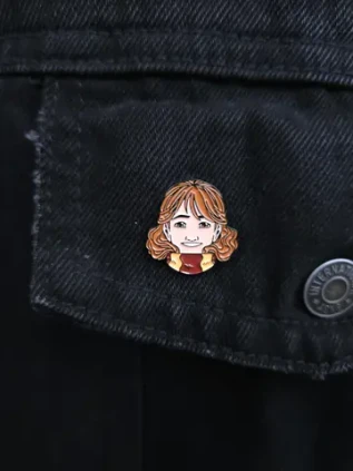 Металлический пин "Harry Potter: Hermione"