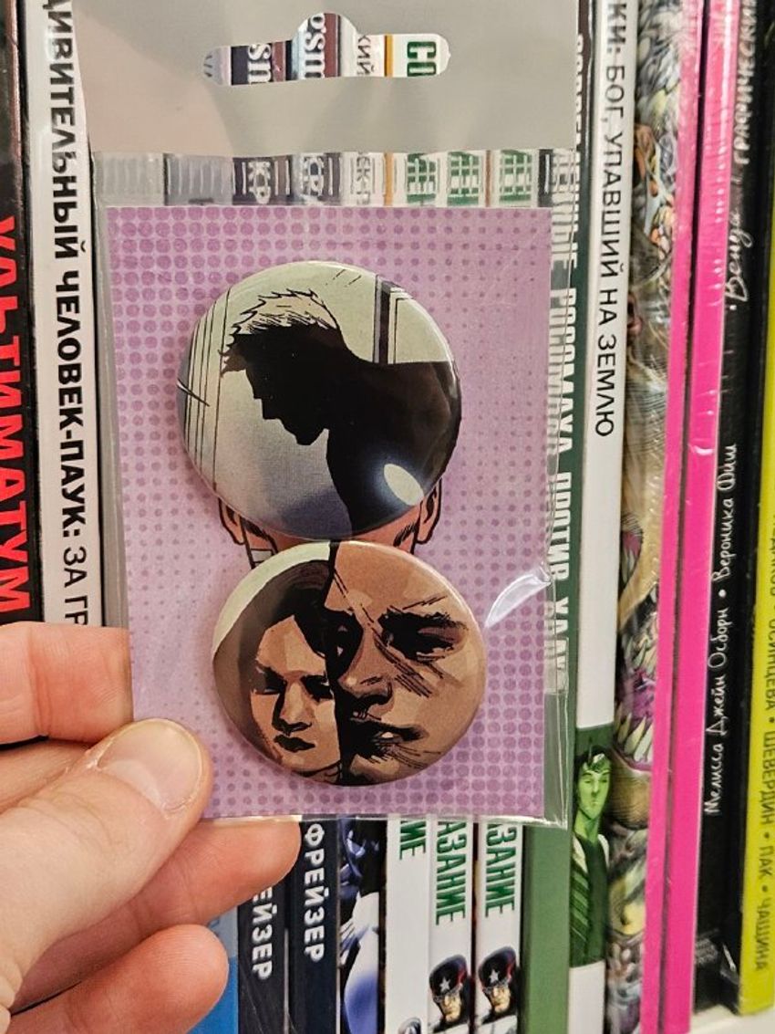 Набор значков из комикса Civil War (2015) Secret Wars #5