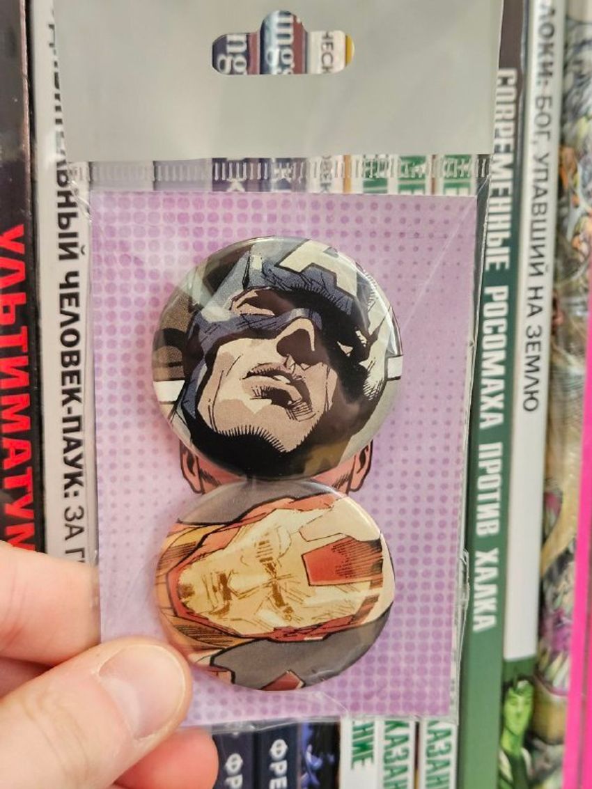 Набор значков из комикса Civil War (2015) Secret Wars #5