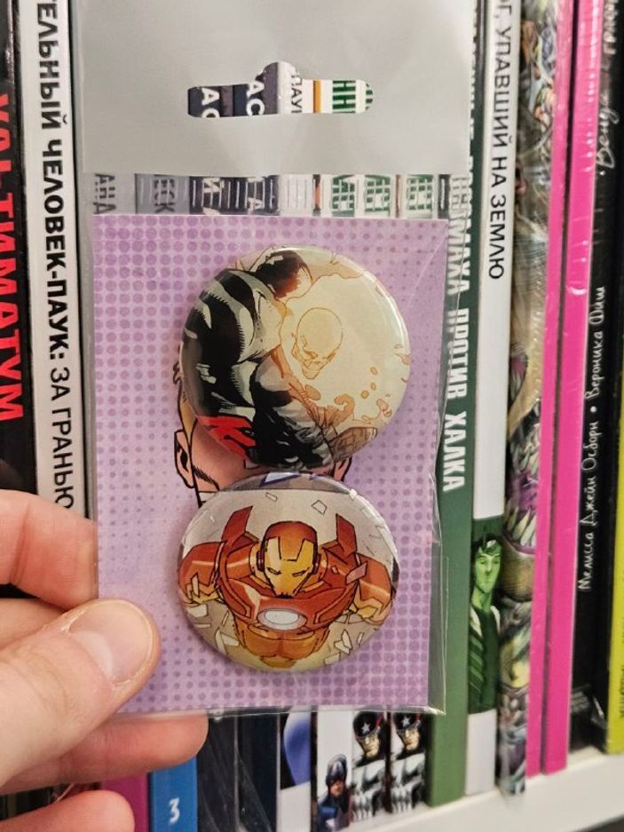 Набор значков из комикса Civil War (2015) Secret Wars #5