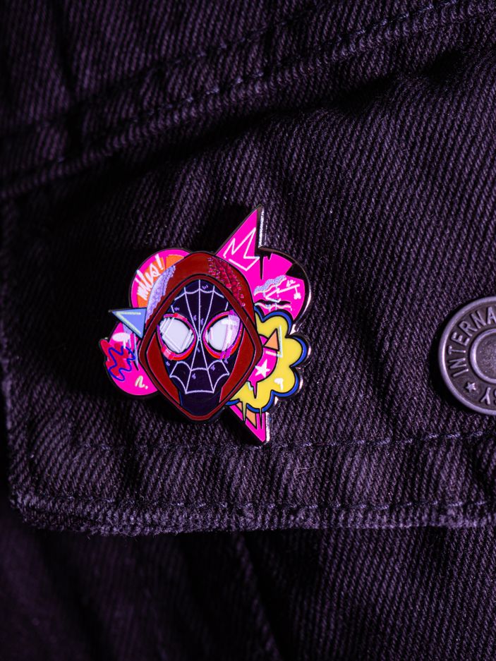 Металлический пин "Spider-Man (Spider-Verse)"
