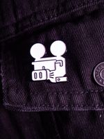 Металлический пин "Поросенок-Мышь"