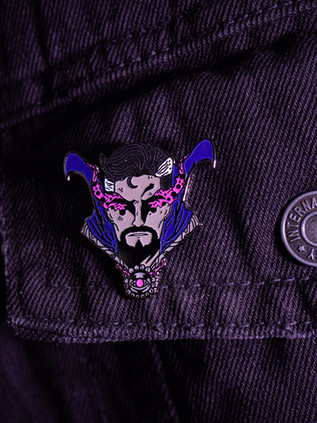 Металлический пин "Doctor Strange Dark"