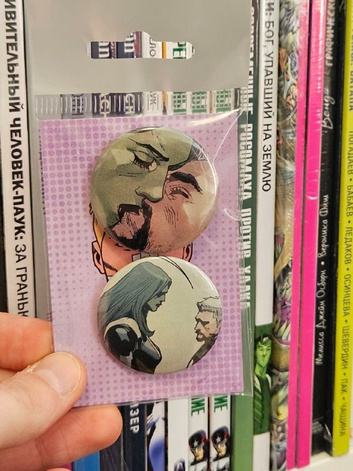 Набор значков из комикса Civil War (2015) Secret Wars #5