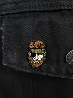 Металлический пин "Naked Snake"
