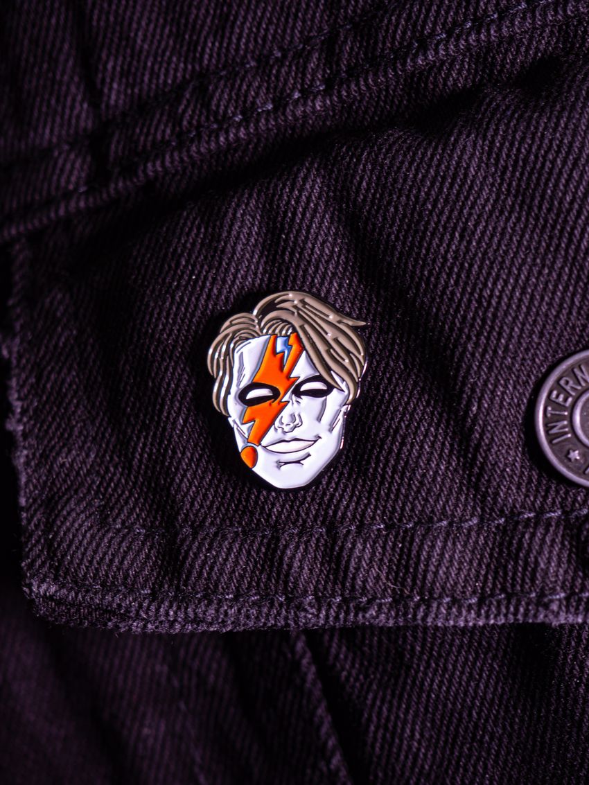 Металлический пин "Madman"