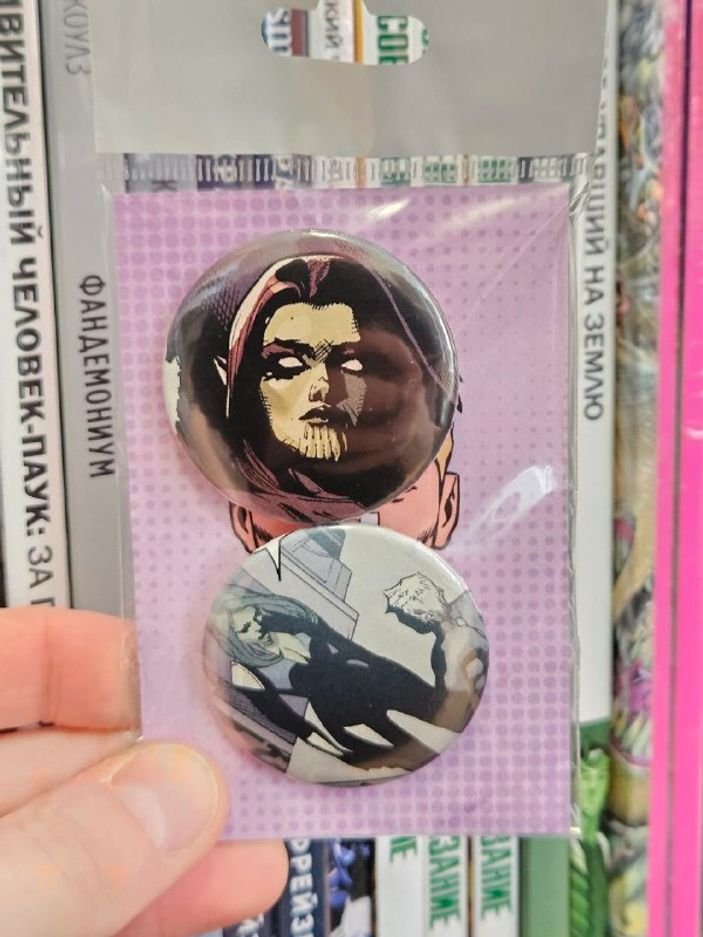 Набор значков из комикса Civil War (2015) Secret Wars #5