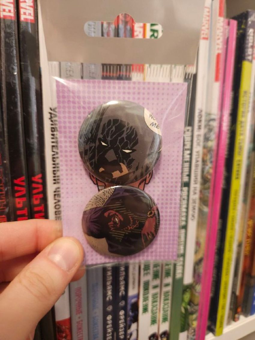 Набор значков из комикса Batman (2004) #623