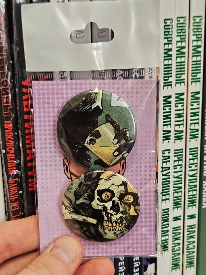 Набор значков из комикса Lucifer (2018) #2