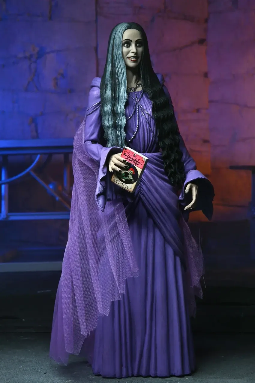 The Munsters Ultimate: Lily Munster