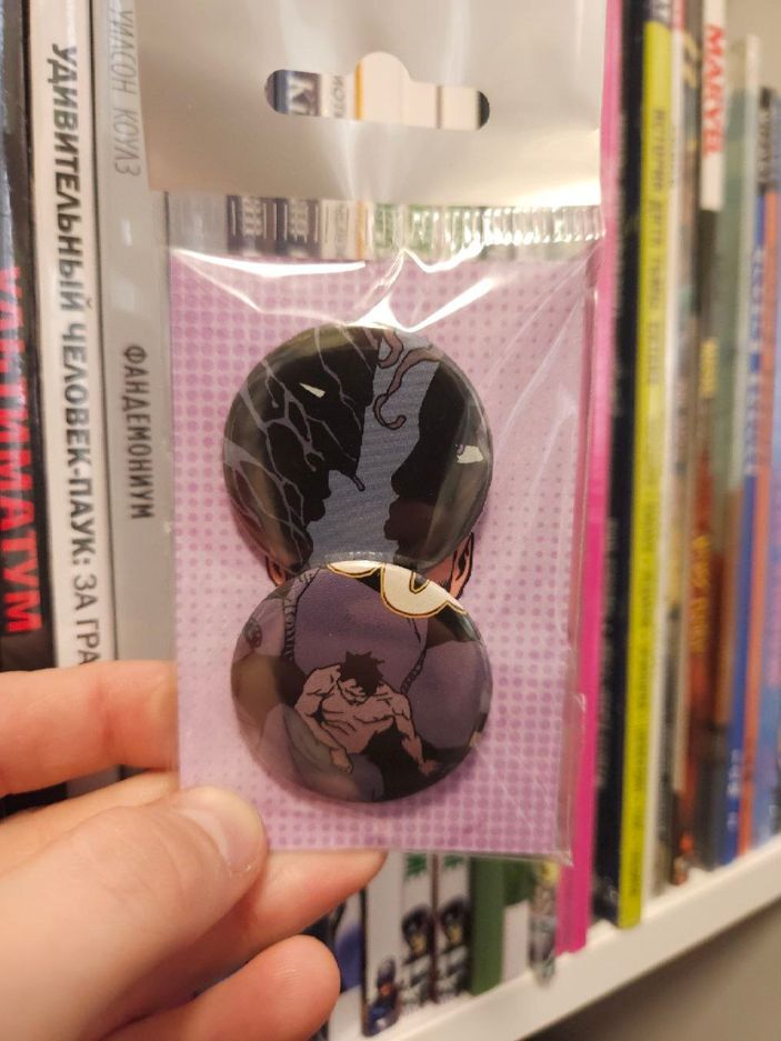 Набор значков из комикса Batman (2004) #623