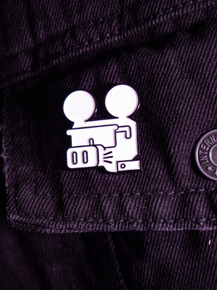 Металлический пин "Поросенок-Мышь"